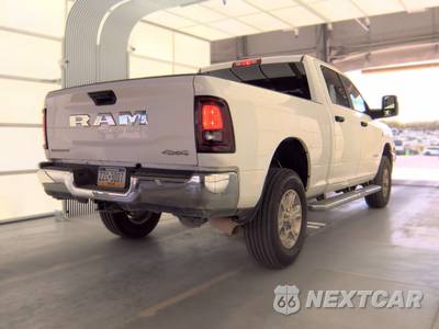 2025 Ram 2500 Big Horn Crew Cab Medium Bed - zdjęcie 4 z 30 - miniatura