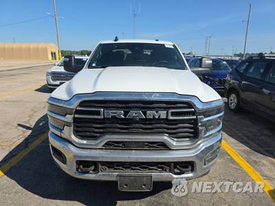 2025 Ram 2500 Big Horn Crew Cab Medium Bed - zdjęcie 2 z 27 - miniatura