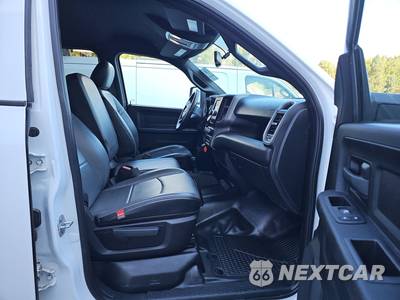 2024 Ram 3500 Cab Chassis Tradesman Crew Cab DRW - zdjęcie 8 z 40 - miniatura