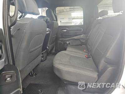 2025 Ram 2500 Big Horn Crew Cab Medium Bed - zdjęcie 13 z 34 - miniatura
