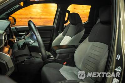 2025 Toyota Tacoma i-FORCE MAX TRD Off-Road Crew Cab Medium Bed - zdjęcie 9 z 28 - miniatura