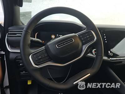 2026 Jeep Grand Wagoneer L Limited Altitude - zdjęcie 10 z 18 - miniatura