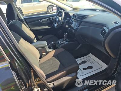 2021 Nissan Rogue Sport S - zdjęcie 8 z 25 - miniatura