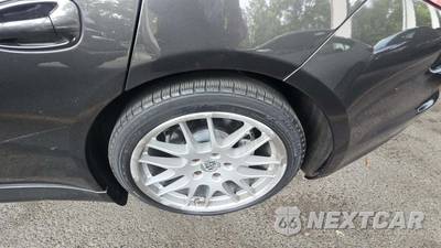 2011 Porsche Panamera 4S - zdjęcie 42 z 52 - miniatura