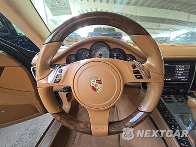 2011 Porsche Panamera 4S - zdjęcie 10 z 52 - miniatura