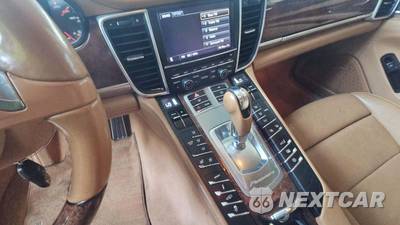 2011 Porsche Panamera 4S - zdjęcie 24 z 52 - miniatura