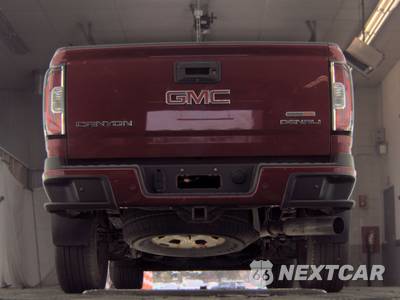2019 GMC Canyon Denali Crew Cab Medium Bed - zdjęcie 7 z 29 - miniatura