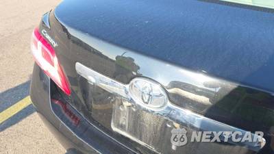 2010 Toyota Camry XLE - zdjęcie 41 z 43 - miniatura
