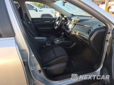 2018 Nissan Rogue SV - zdjęcie 8 z 25 - miniatura