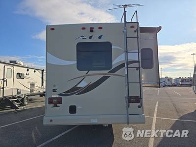 2016 Ford Super Duty F-53 Class A Motorhome Chassis DRW - zdjęcie 5 z 41 - miniatura