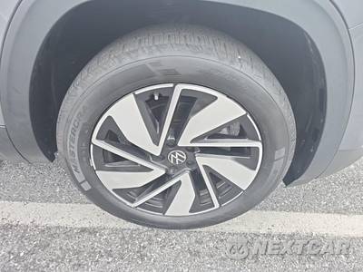 2025 Volkswagen Atlas 2.0T SE w/Technology - zdjęcie 9 z 23 - miniatura
