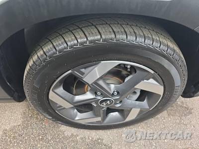 2025 Hyundai Venue Limited - zdjęcie 9 z 22 - miniatura