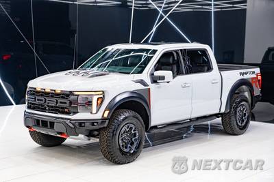 2026 Ford F-150 Raptor Crew Cab Short Bed - zdjęcie 2 z 70 - miniatura