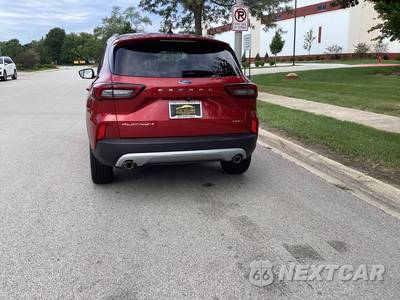 2024 Ford Escape Platinum - zdjęcie 6 z 18 - miniatura