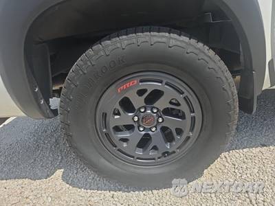 2026 Nissan Frontier PRO-4X Crew Cab Medium Bed - zdjęcie 10 z 26 - miniatura