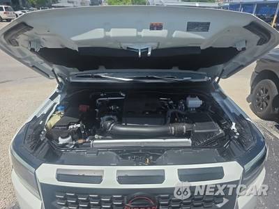 2026 Nissan Frontier PRO-4X Crew Cab Medium Bed - zdjęcie 18 z 26 - miniatura