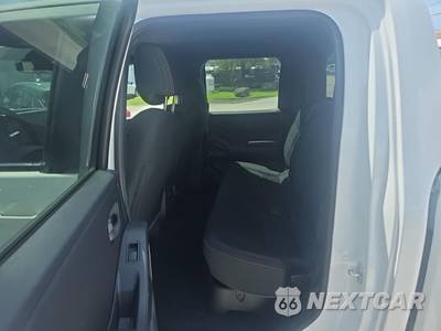 2026 Nissan Frontier PRO-4X Crew Cab Medium Bed - zdjęcie 16 z 26 - miniatura