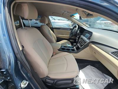 2017 Hyundai Sonata SE - zdjęcie 8 z 26 - miniatura