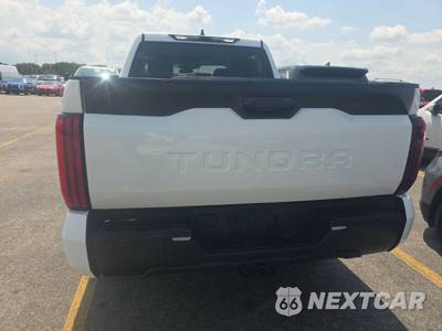 2024 Toyota Tundra SR Crew Cab Short Bed - zdjęcie 5 z 19 - miniatura
