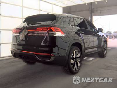 2024 Volkswagen Atlas Cross Sport 2.0T SE w/Technology - zdjęcie 4 z 18 - miniatura