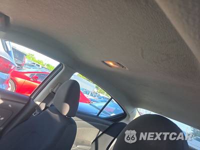 2013 Nissan Versa 1.6 SV - zdjęcie 17 z 18 - miniatura