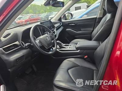 2021 Toyota Highlander XLE - zdjęcie 13 z 23 - miniatura