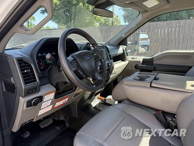 2022 Ford Super Duty F-450 Cab Chassis XL Regular Cab DRW - zdjęcie 4 z 71 - miniatura
