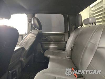 2024 Ram 3500 Cab Chassis Tradesman Crew Cab DRW - zdjęcie 18 z 21 - miniatura