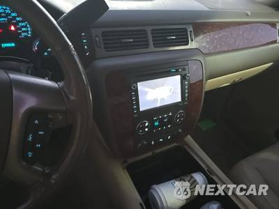 2013 Chevrolet Avalanche LTZ Crew Cab Short Bed 1LZ - zdjęcie 11 z 36 - miniatura