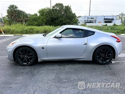 2016 Nissan 370Z Coupe - zdjęcie 4 z 18 - miniatura