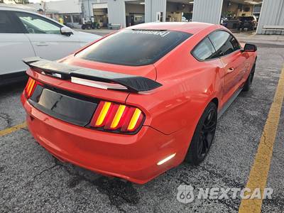 2016 Ford Mustang EcoBoost Coupe - zdjęcie 4 z 33 - miniatura