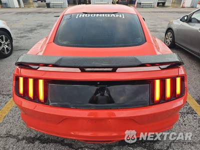 2016 Ford Mustang EcoBoost Coupe - zdjęcie 5 z 33 - miniatura