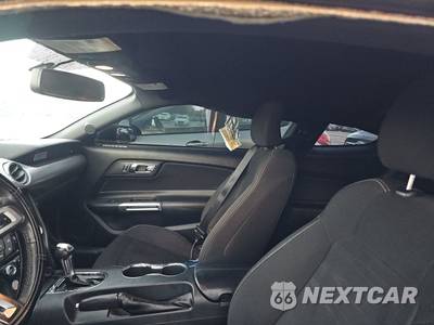 2016 Ford Mustang EcoBoost Coupe - zdjęcie 17 z 33 - miniatura
