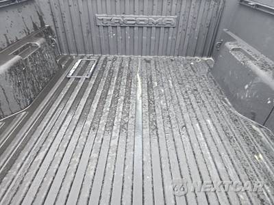 2024 Toyota Tacoma SR5 Crew Cab Medium Bed - zdjęcie 16 z 21 - miniatura