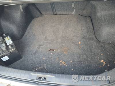 2013 Nissan Altima 2.5 SV Sedan - zdjęcie 16 z 45 - miniatura