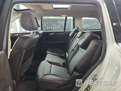 2019 Mercedes-Benz GLS 450 4MATIC - zdjęcie 13 z 26 - miniatura