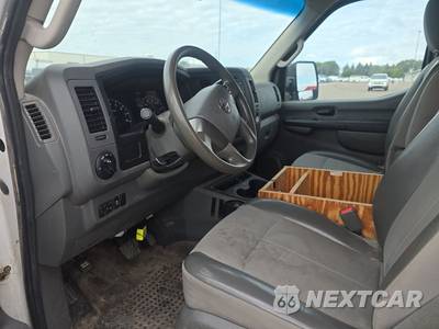 2014 Nissan NV3500 HD Cargo S High Roof 146.1" WB - zdjęcie 7 z 44 - miniatura