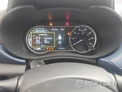 2025 Nissan Versa SV - zdjęcie 12 z 21 - miniatura
