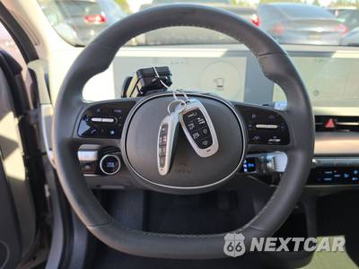 2024 Hyundai IONIQ 5 SEL - zdjęcie 10 z 23 - miniatura