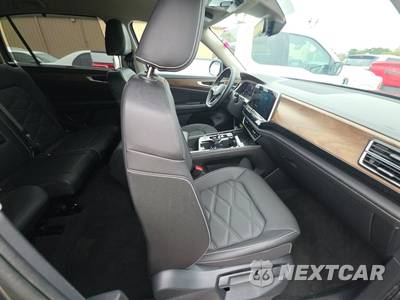 2025 Volkswagen Atlas 2.0T SE w/Technology - zdjęcie 8 z 31 - miniatura