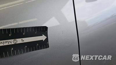 2025 Toyota Prius LE - zdjęcie 31 z 33 - miniatura