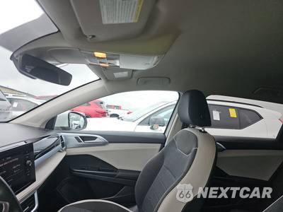 2025 Volkswagen Taos SE - zdjęcie 19 z 25 - miniatura
