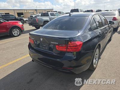 2014 BMW 3 Series Sedan 320i - zdjęcie 4 z 43 - miniatura