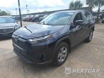 2025 Toyota RAV4 XLE - zdjęcie 1 z 24 - miniatura