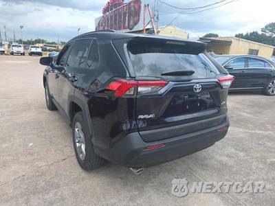 2025 Toyota RAV4 XLE - zdjęcie 6 z 24 - miniatura