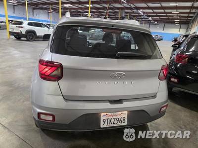 2025 Hyundai Venue SEL - zdjęcie 12 z 27 - miniatura