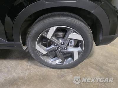 2025 Hyundai Venue SEL - zdjęcie 6 z 24 - miniatura