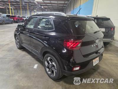 2025 Hyundai Venue SEL - zdjęcie 7 z 24 - miniatura