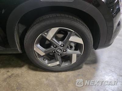2025 Hyundai Venue SEL - zdjęcie 11 z 24 - miniatura