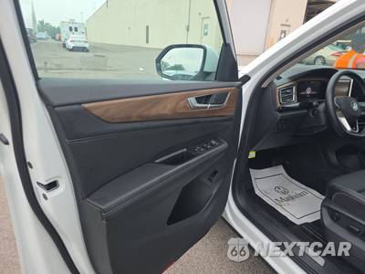 2025 Volkswagen Atlas 2.0T SE w/Technology - zdjęcie 9 z 35 - miniatura